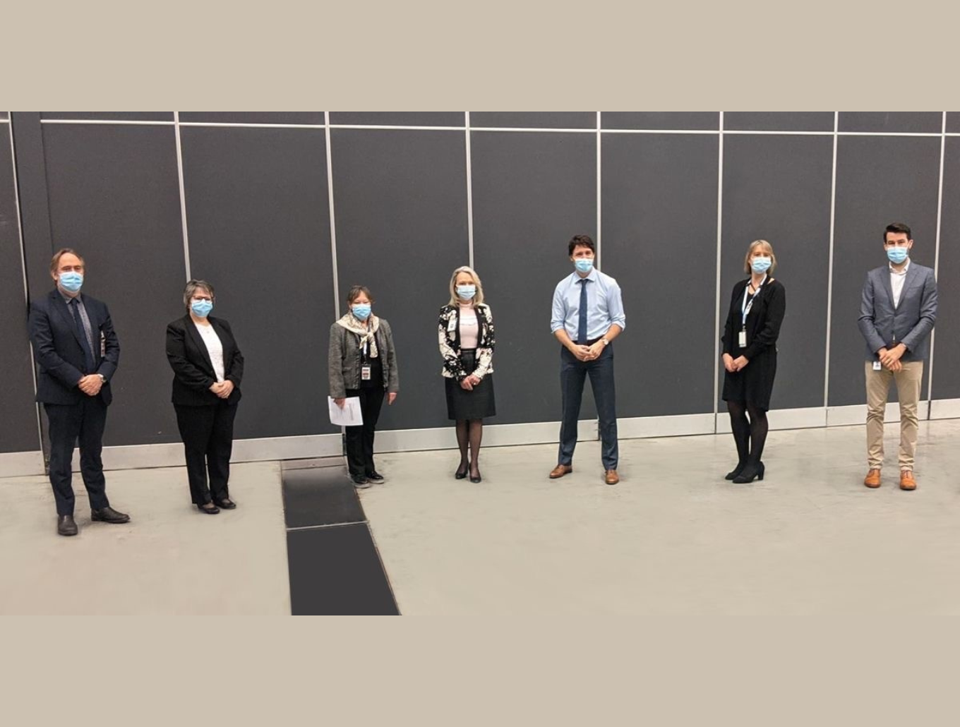 Avec Justin Trudeau, Sonia Bélanger, et leurs équipes, 2020.