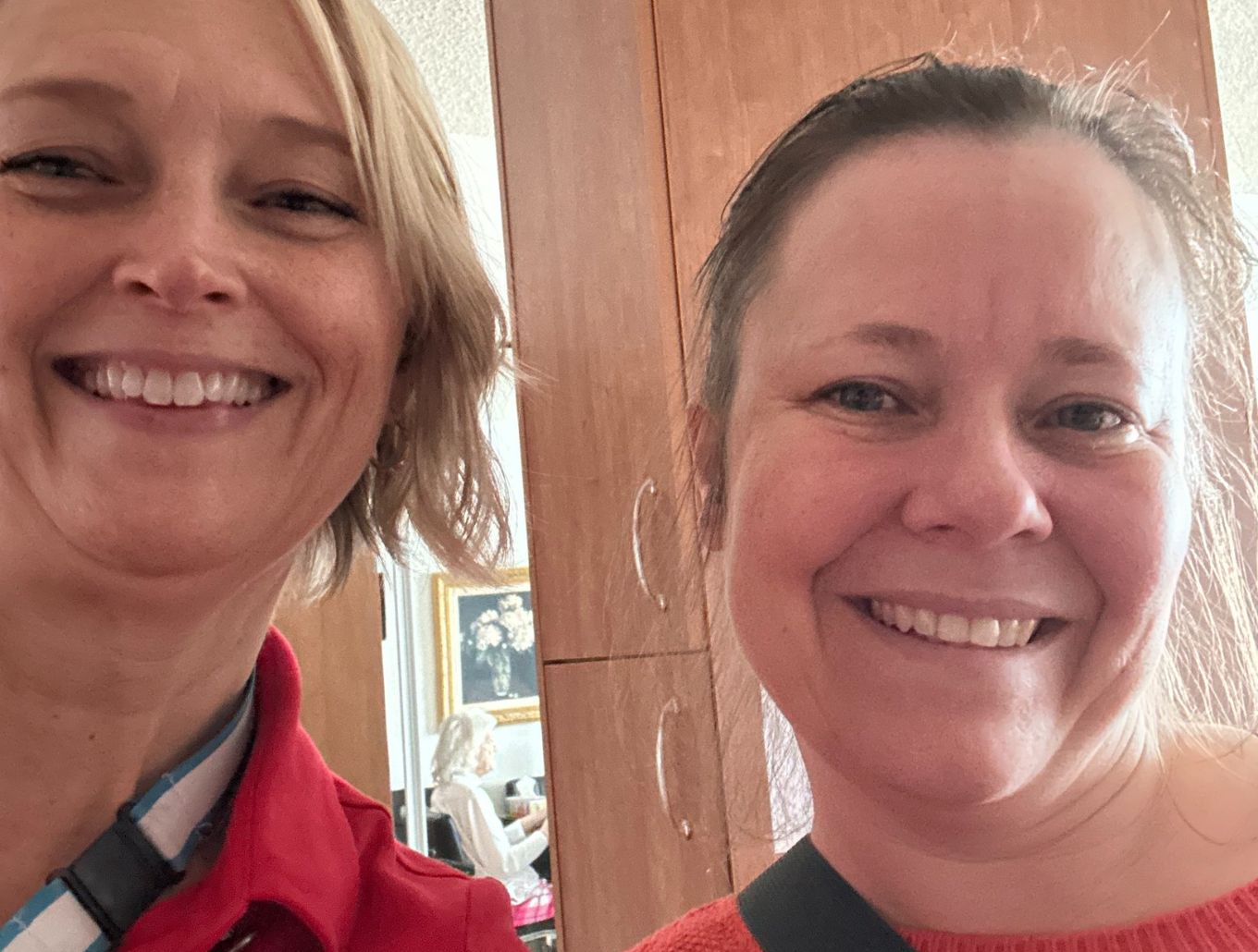 Julie Mainville, travailleuse sociale, et Kathleen Paradis, cheffe de programme