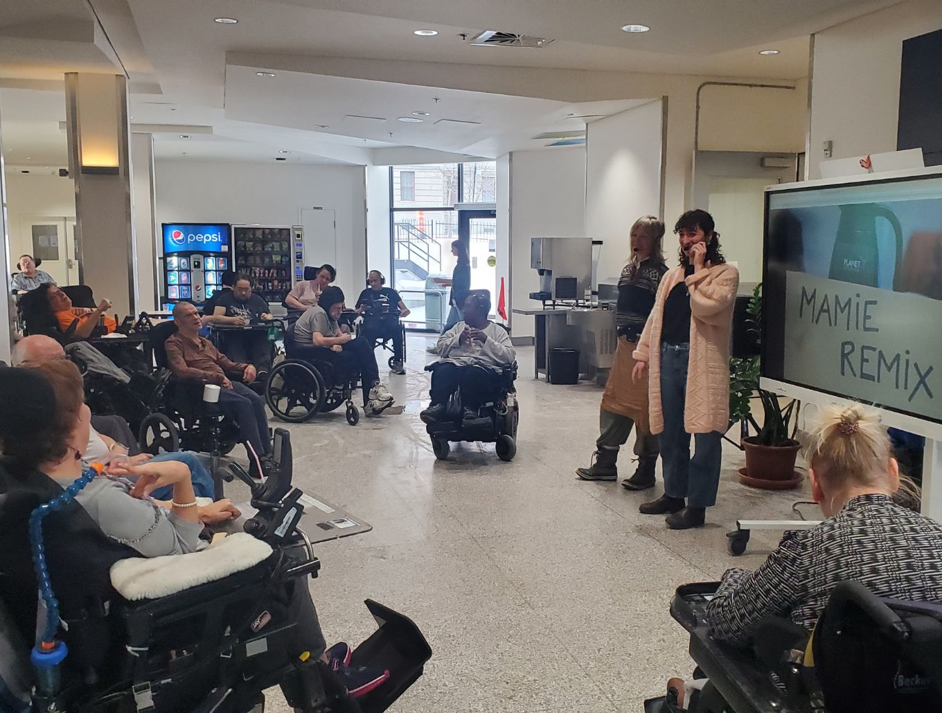 20250512_MamieRemix(1)