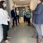 En pleine discussion avec Marc Bessette et son équipe durant une visite de l'IUGM